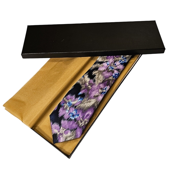 PIERRE CARDIN TIE - Picture 9 of 10